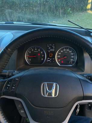 Honda CR-V pearl SUV Reliable Smooth Ride image 9