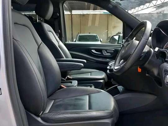 Mercedes Benz Votton Van 2017 220d image 6