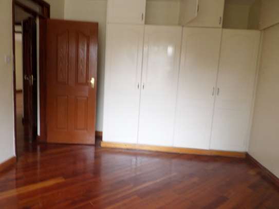 3 Bed Apartment with En Suite at Kilimani image 7