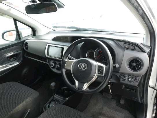 TOYOTA VITZ( MKOPO/HIRE PURCHASE ACCEPTED) image 4