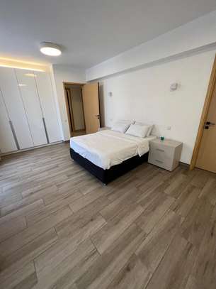 Executive furnished 3 all en suite bedroom in Kilimani image 11