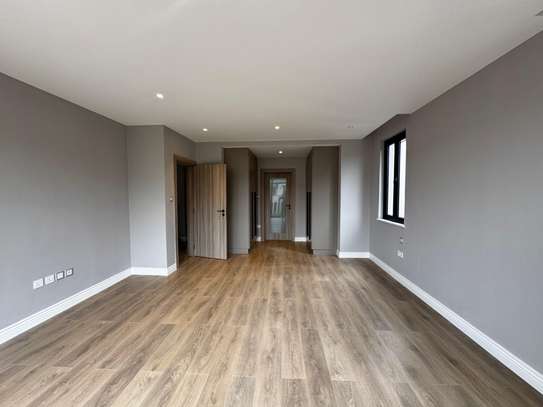 4 Bed Townhouse with En Suite in Runda image 17