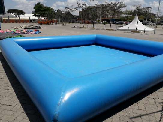 Inflatable pool image 3