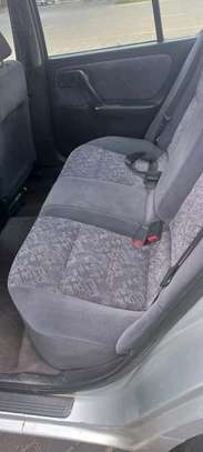 Nissan Primera image 4