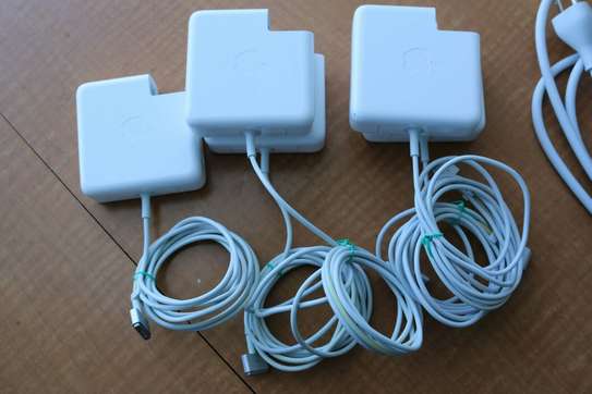 Apple 96W, 87W, 61W, 30W USB-C Power Adapter For MacBook Pro 13 15 16 image 1