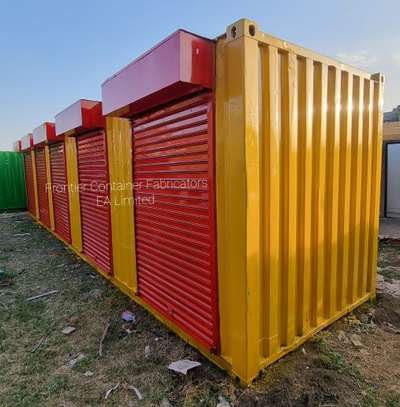 20ft and 40ft container stalls/Container shops image 11