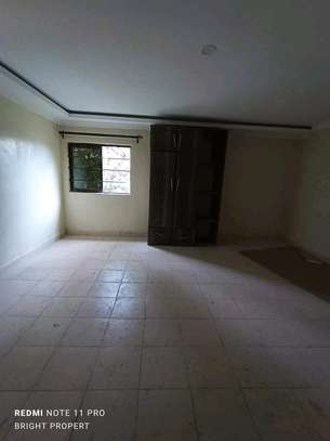 Bedsitter apartment to let at Naivasha Road image 4