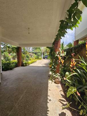 4 Bed Villa with En Suite at Grevillea Groove image 11