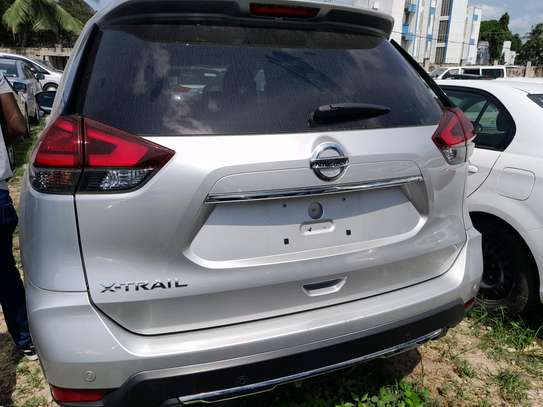 Nissan X-trail silver 2wd 2017 s image 11