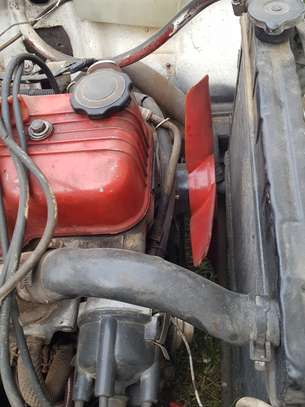 Mazda 323 rwd 1300cc engine for sale image 4