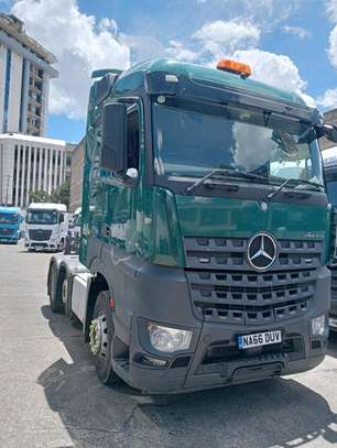 ACTROS MP4s image 9