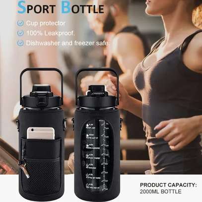 2000ml Water Bottle With Sleeve image 2