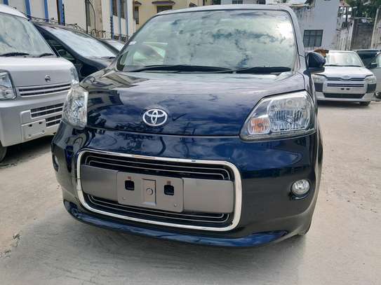 Toyota Porte blue 2016 image 1