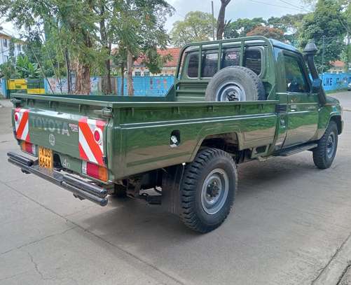 Toyota j79 image 2