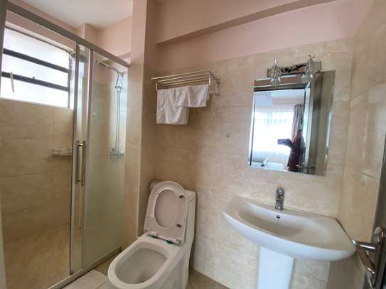 Serviced 2 Bed Apartment with En Suite in Kilimani image 16