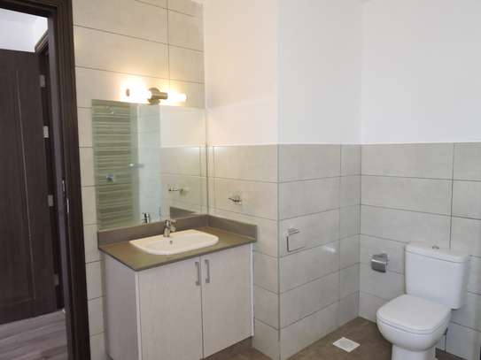 2 Bed Apartment with En Suite at Ojijo Close image 12