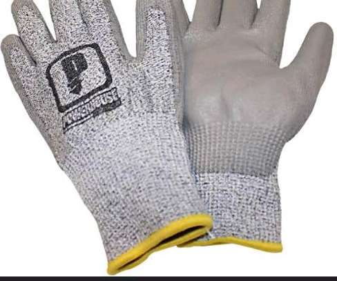 Safety gloves image 1