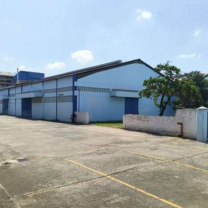 Warehouse with Parking in Industrial Area image 18