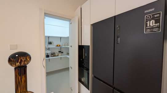 5 Bed Apartment with En Suite at Ndemi Road image 5