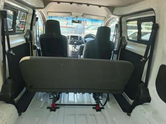 Nissan Nv200 image 6