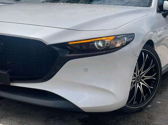 Mazda 3 petrol ⛽️ 2019model image 6