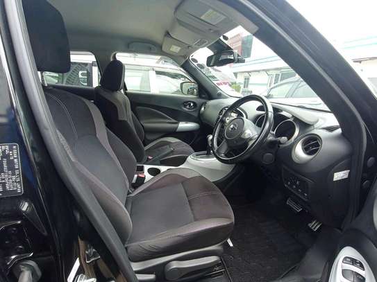 Make Toyota Aqua silver 2017 model. image 3