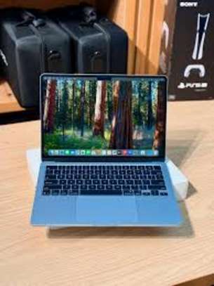 Macbook air m4 2025, 16gb,256 image 9