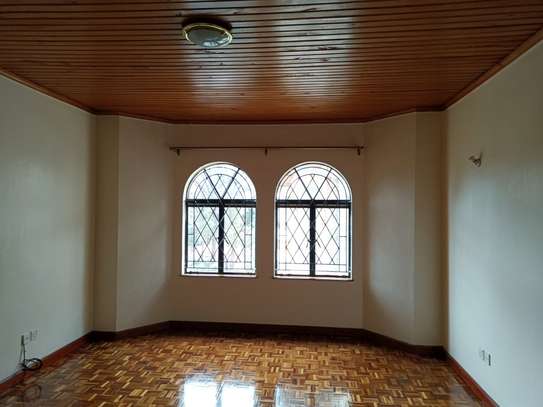 4 Bed Apartment with En Suite at Westlands image 9