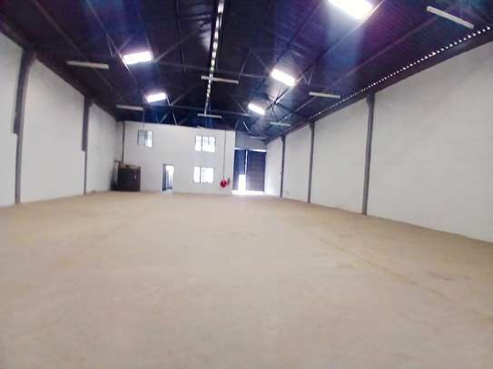 5,400 ft² Warehouse with Parking in Mombasa Road image 6