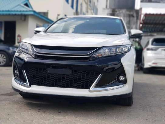 TOYOTA HARRIER GS image 2