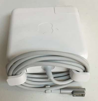 Apple Macbook Pro 13" 60W Magsafe 1 Charger image 1