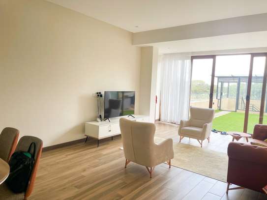 Serviced 2 Bed Apartment with En Suite in Spring Valley image 8