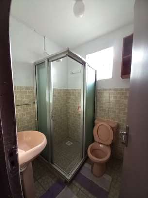 2 Bed Apartment with En Suite at Cedar Rd image 4