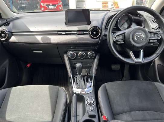 MAZDA DEMIO 15S TOURING L PACKAGE image 9