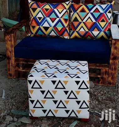 2 seater pallet sofa+ottoman/legrest image 2