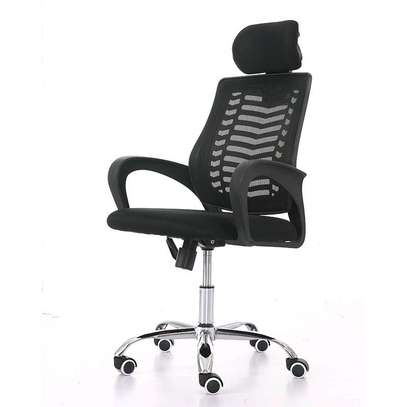Office headrest chair in black image 1