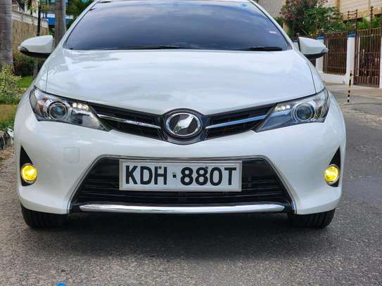Toyota auris kDH image 4