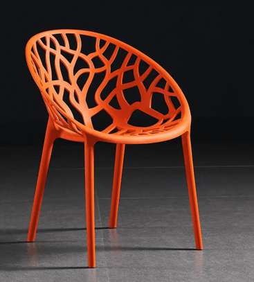 Dining Set:  4-Seater Classic Dinner Set image 5