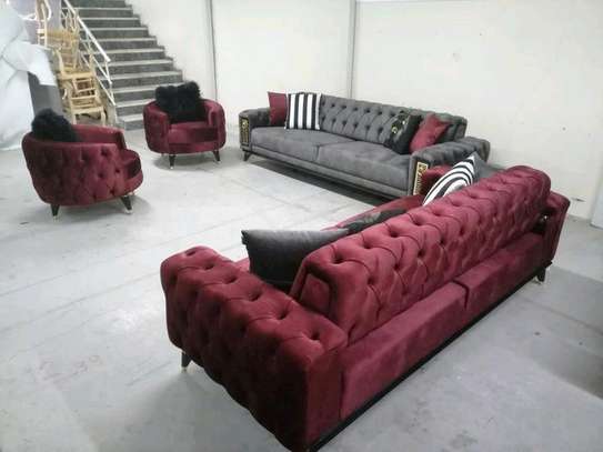 Modern eight seater (3-3-1-1) chesterfield sofa image 2