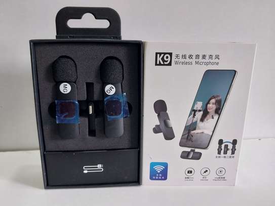 K9 Dual Wireless Microphone With iPhone Device Adapter image 3