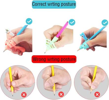 Pencil Grips Kids Handwriting Handed Training Grip Hold image 3
