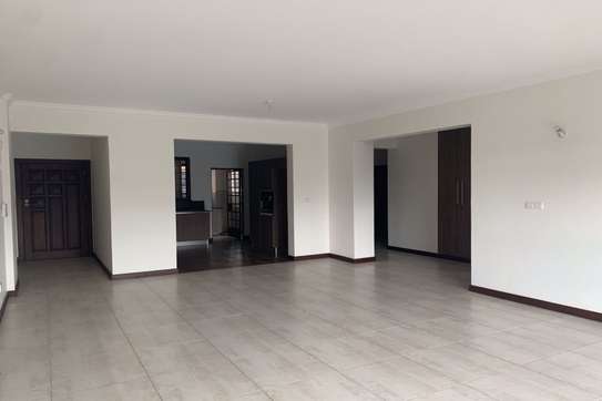 3 Bed Apartment with Backup Generator in Parklands image 1