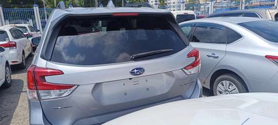 Subaru Forester SK9 Silver 2018 image 9