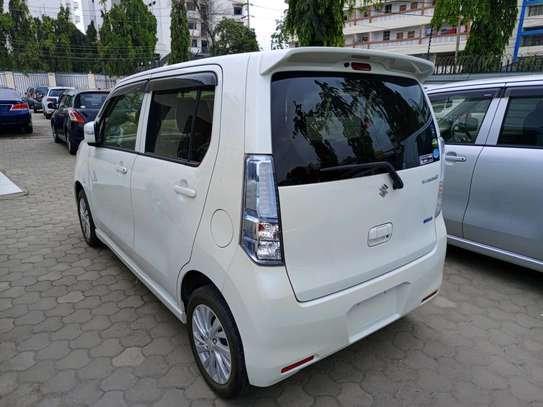 Suzuki wagon R image 4