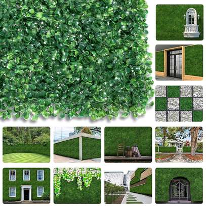 Quality hedge panels image 1