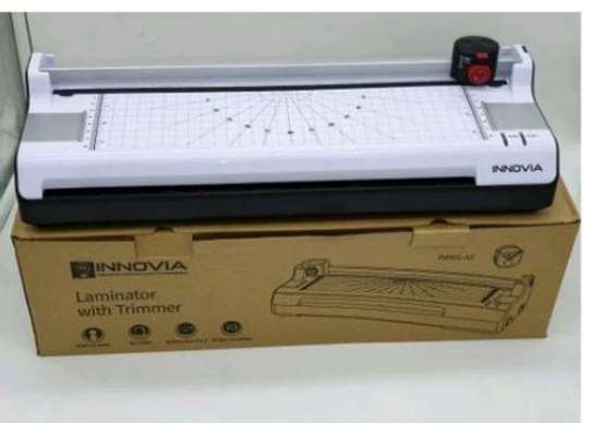 Innovia laminator with trimmer image 1