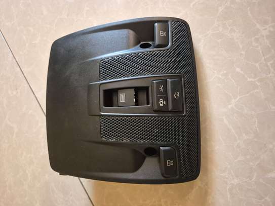 Mercedes Benz GLA image 1