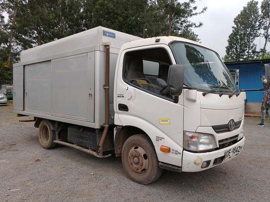 Toyota Dyna with Refrigeration image 1
