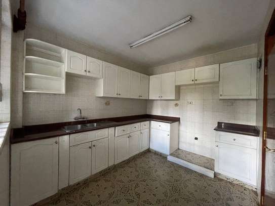 2 Bed Apartment with En Suite in Lavington image 9