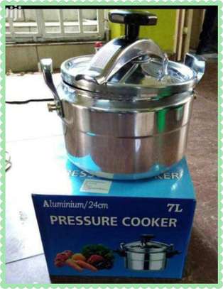 7 Ltrs Non Explosive Pressure Cooker image 1
